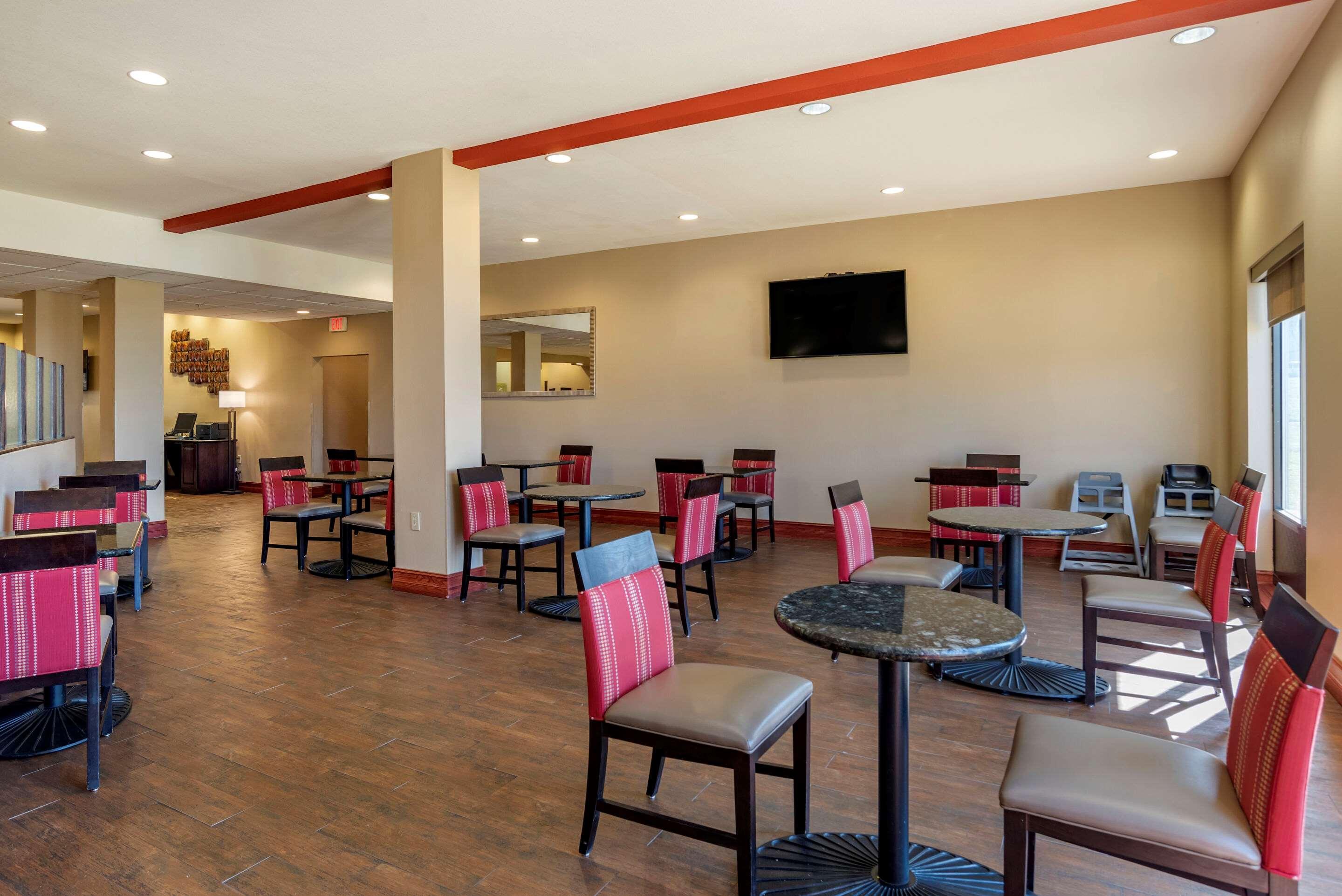 Comfort Suites Airport South Montgomery Dış mekan fotoğraf