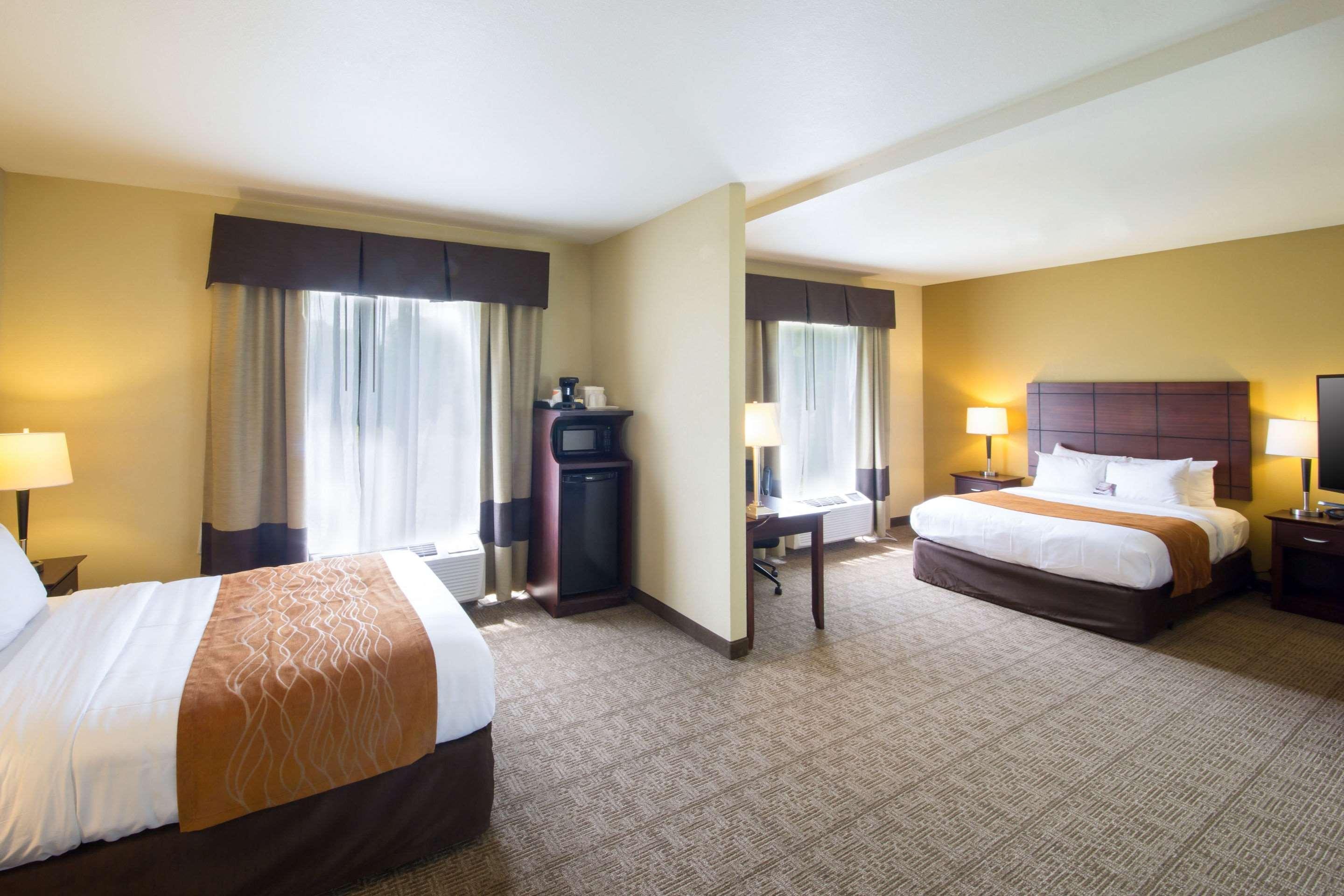 Comfort Suites Airport South Montgomery Dış mekan fotoğraf