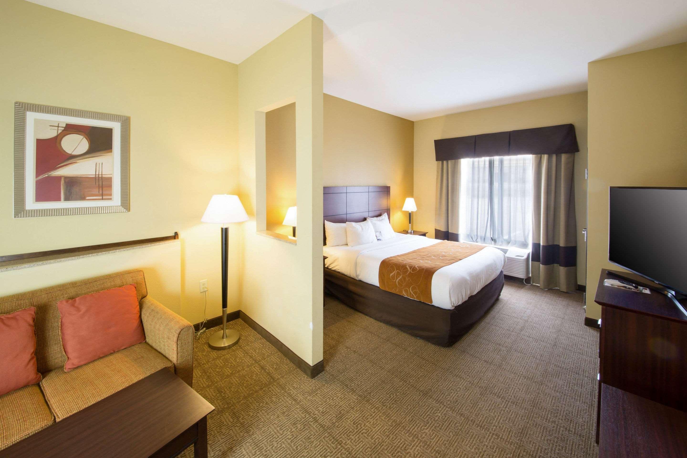 Comfort Suites Airport South Montgomery Dış mekan fotoğraf
